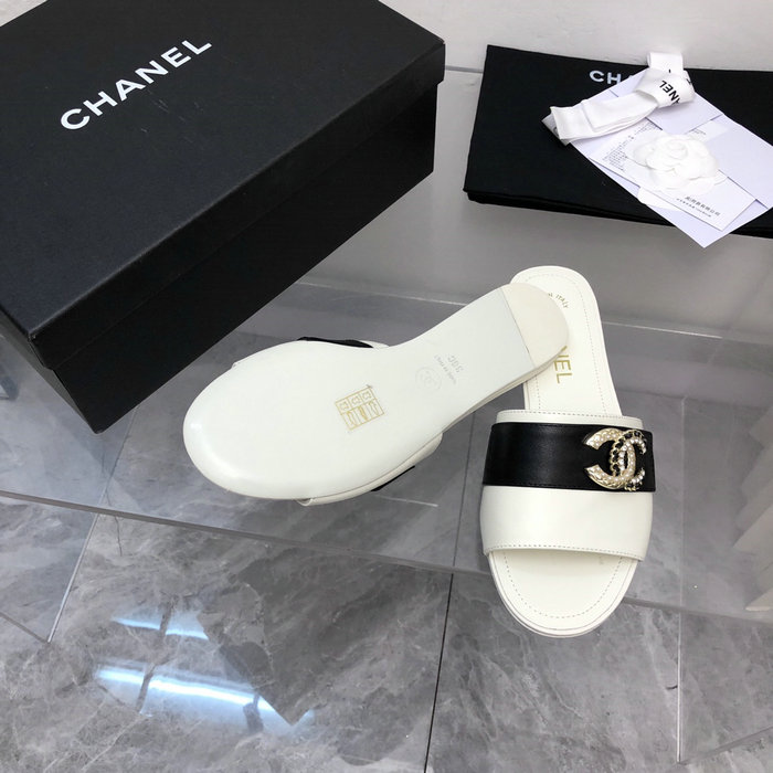 Chanel Slippers SDC062201