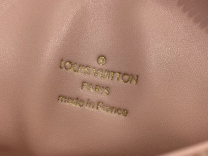 Louis Vuitton Coussin Mini M57790