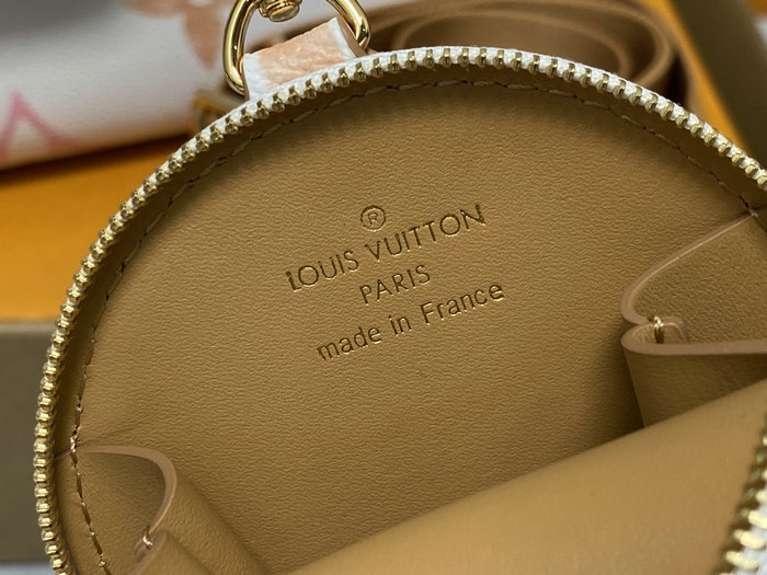 Louis Vuitton OnTheGo PM Beige M22976