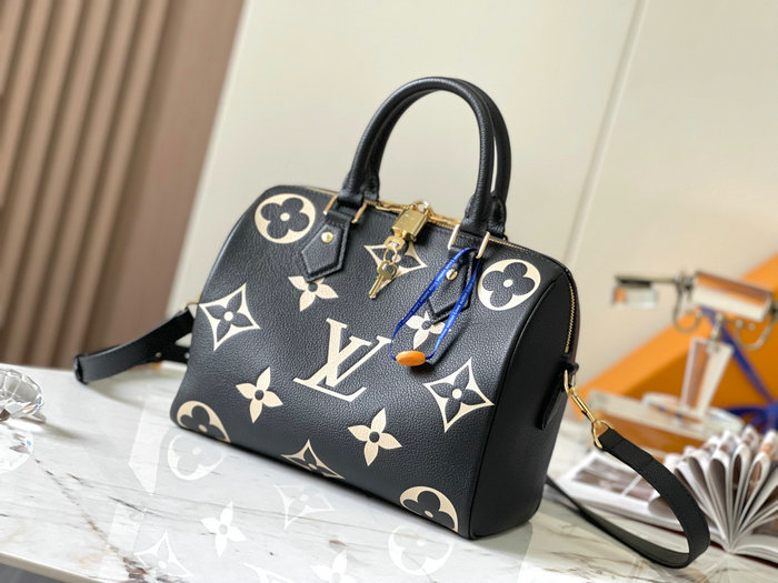 Louis Vuitton Speedy Bandouliere 25 Bag Black M58947