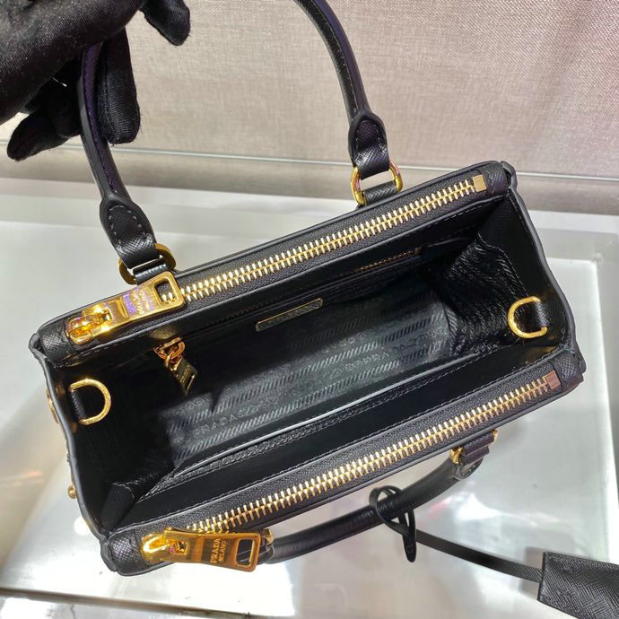 Prada Galleria Saffiano leather mini-bag Black 1BA906