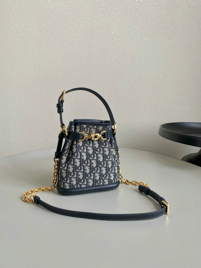 Small Cest Dior Oblique Jacquard Bag DS7061