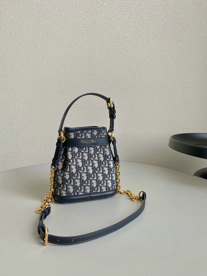 Small Cest Dior Oblique Jacquard Bag DS7061