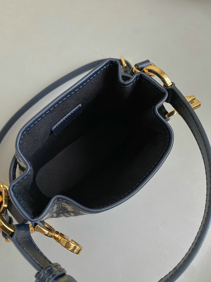 Small Cest Dior Oblique Jacquard Bag DS7061