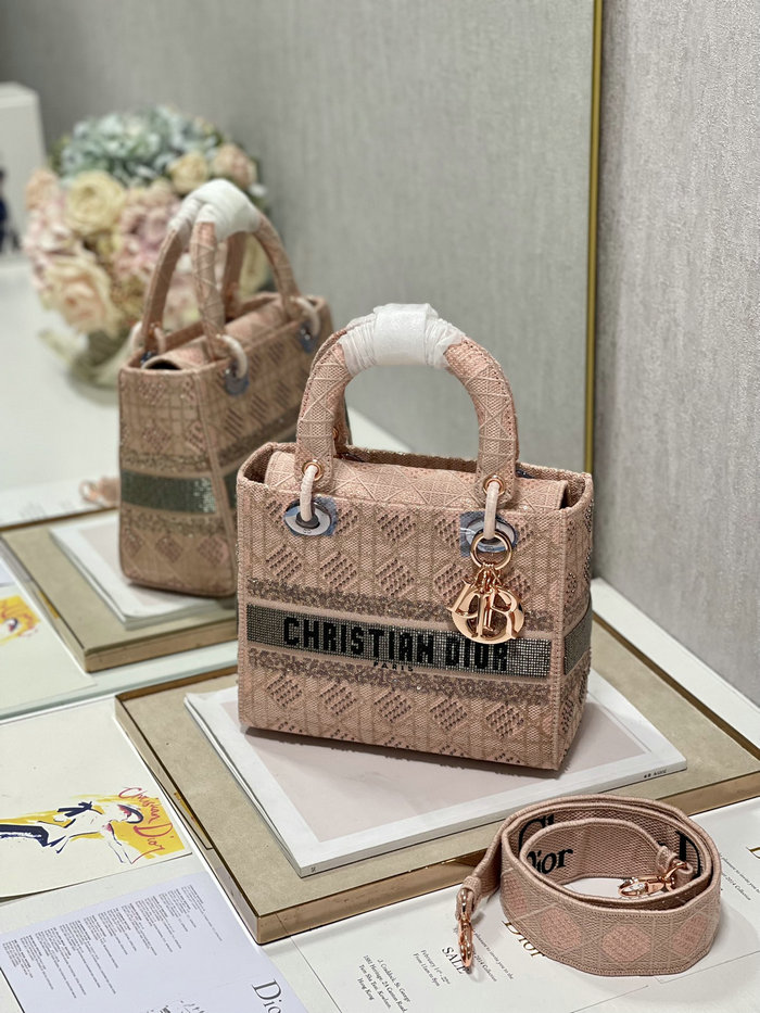 Medium Lady Embroidered Canvas D-lite Bag DM0554