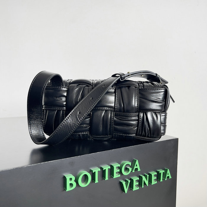 Bottega Veneta Calfskin Hobo Bag Black B736233
