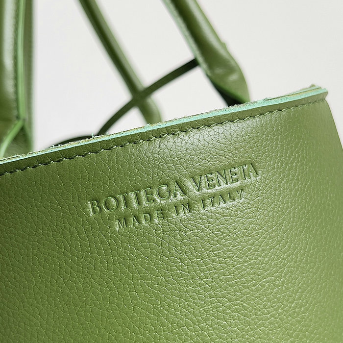 Bottega Veneta Medium Arco Tote Bag Green B609175