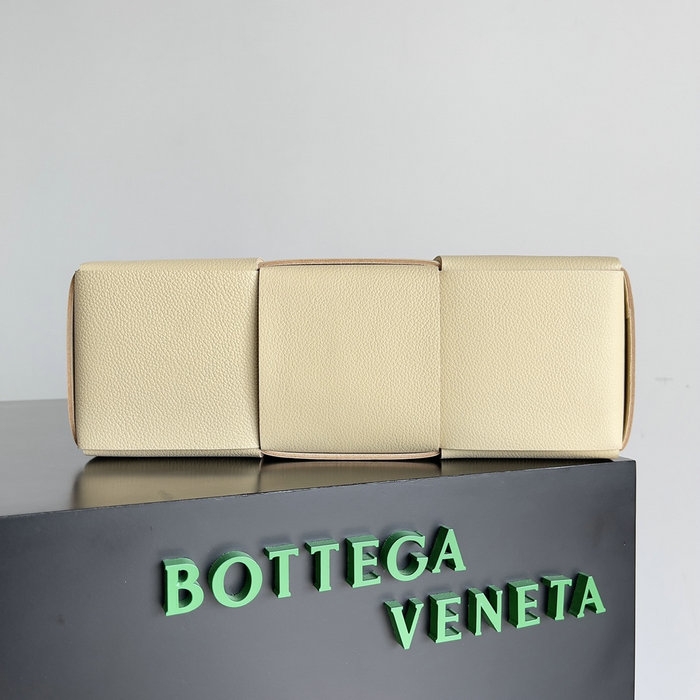 Bottega Veneta Small Arco Tote Bag Beige B652867
