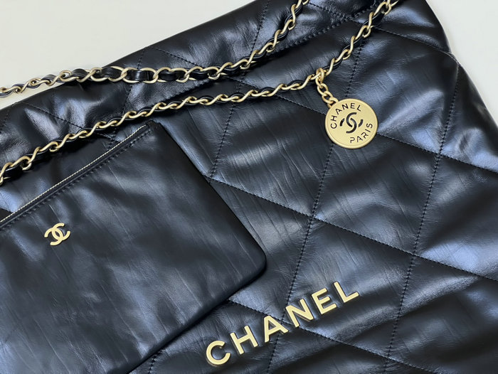 Chanel Shiny Calfskin Handbag Black AS3261