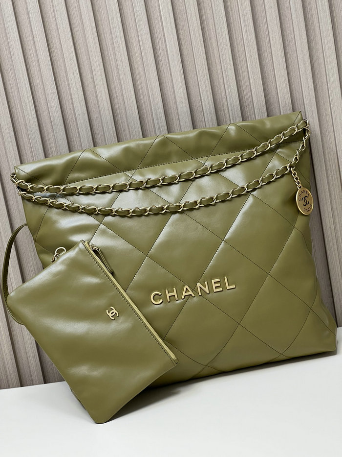 Chanel Shiny Calfskin Handbag Green AS3261