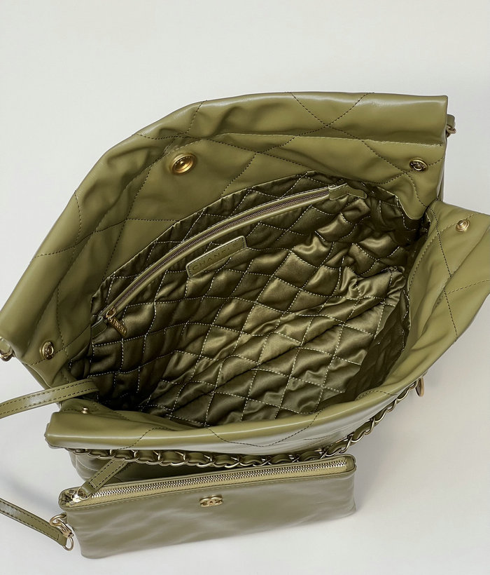 Chanel Shiny Calfskin Small Handbag Green AS3260