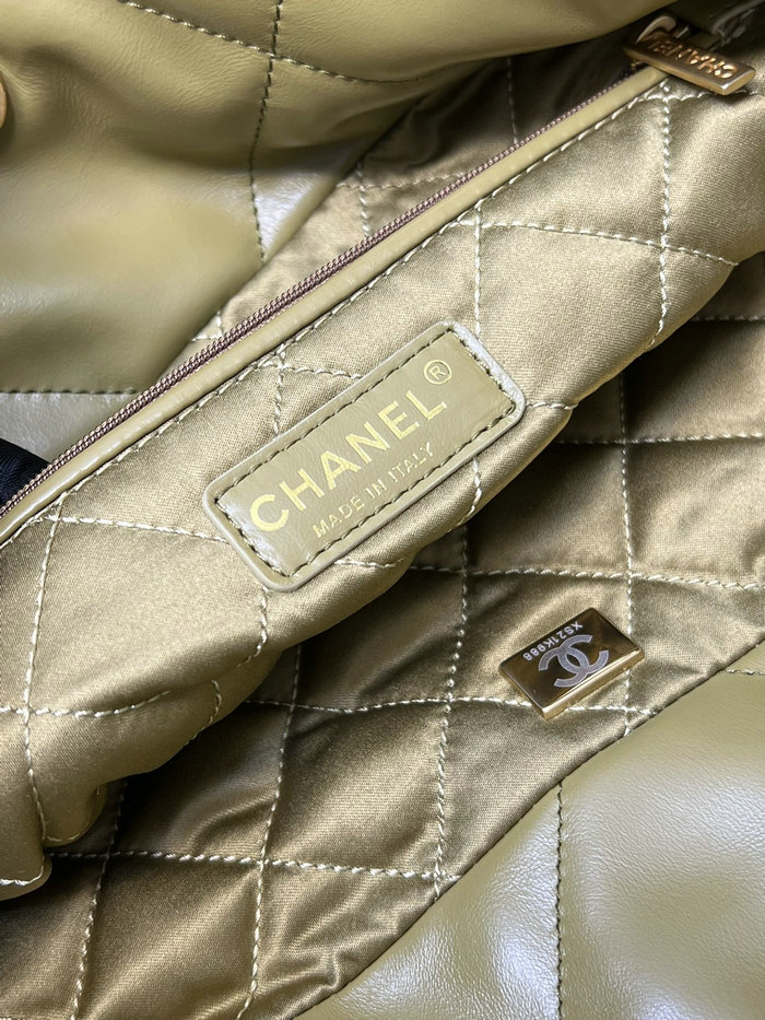 Chanel Shiny Calfskin Small Handbag Green AS3260