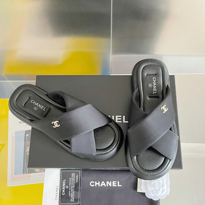 Chanel Slides SNC063001