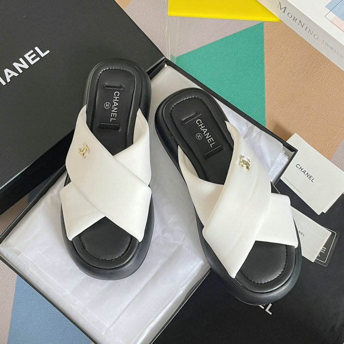 Chanel Slides SNC063003