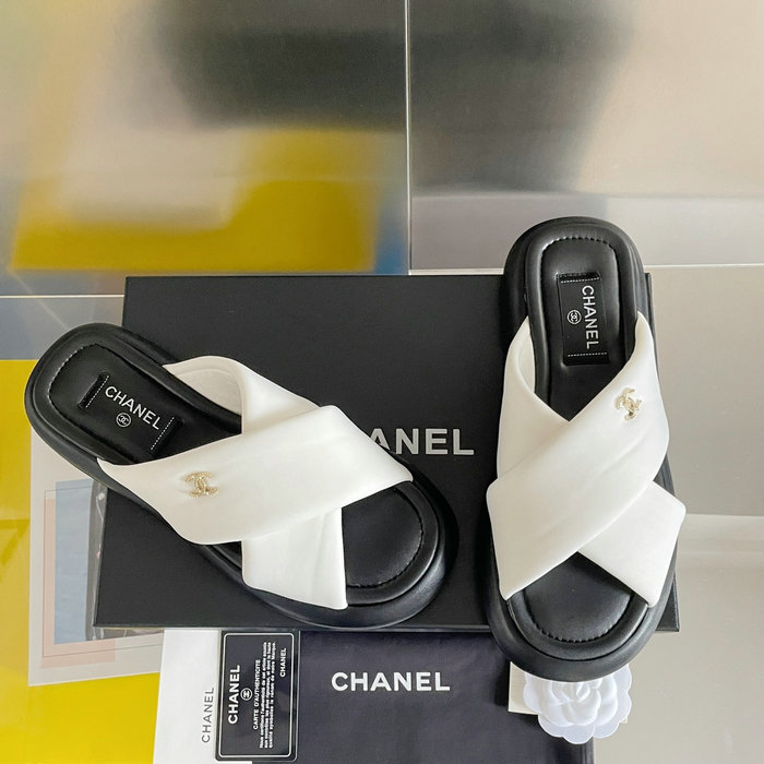 Chanel Slides SNC063003