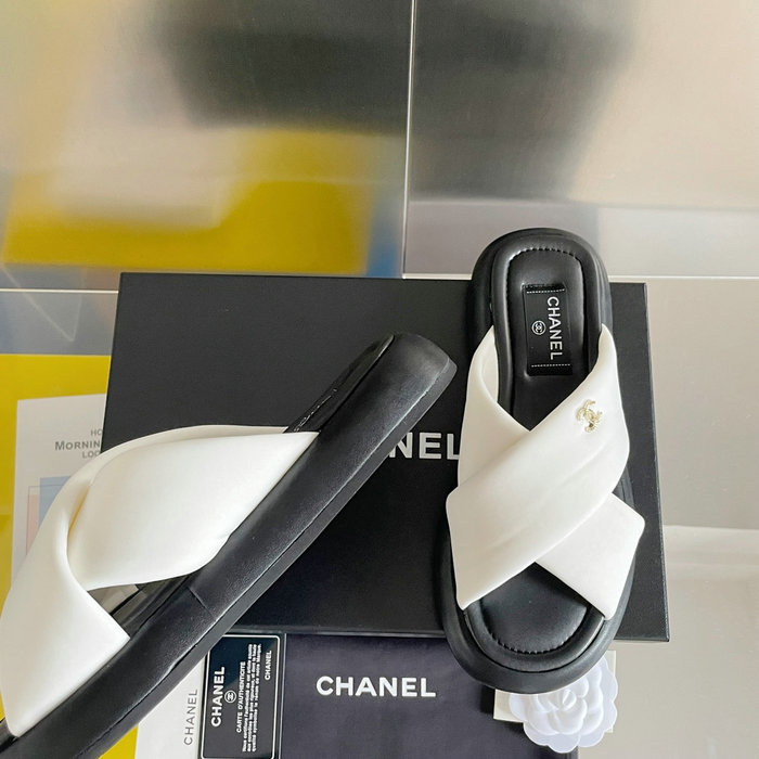 Chanel Slides SNC063003