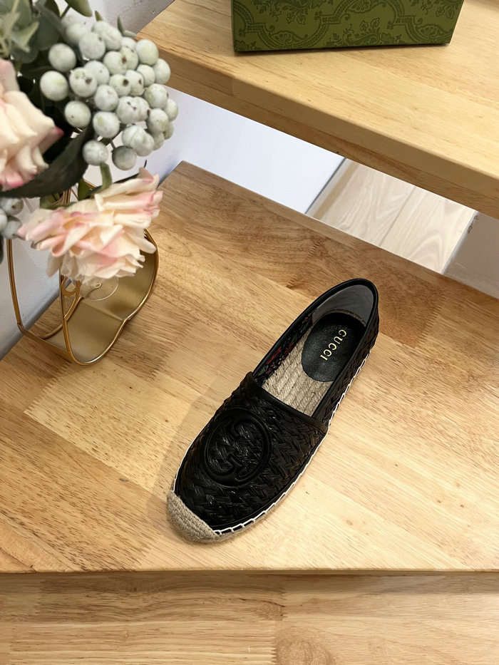 Gucci Flat Pumps Black SNG070401