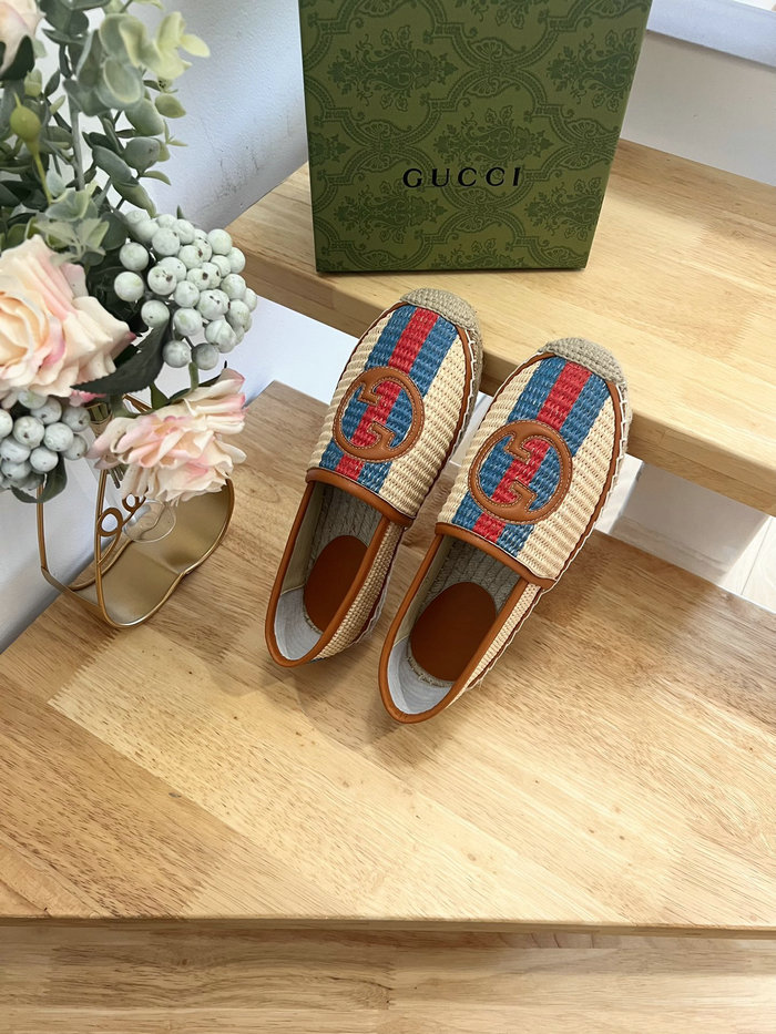 Gucci Flat Pumps SNG070402