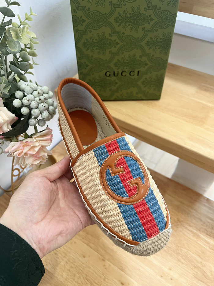 Gucci Flat Pumps SNG070402