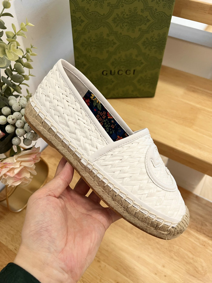 Gucci Flat Pumps White SNG070401