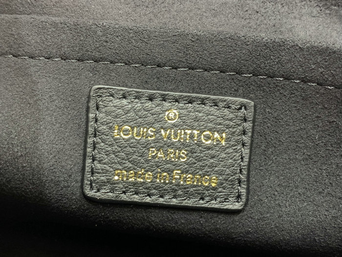 Louis Vuitton MyLockMe Chain Bag Black M82121