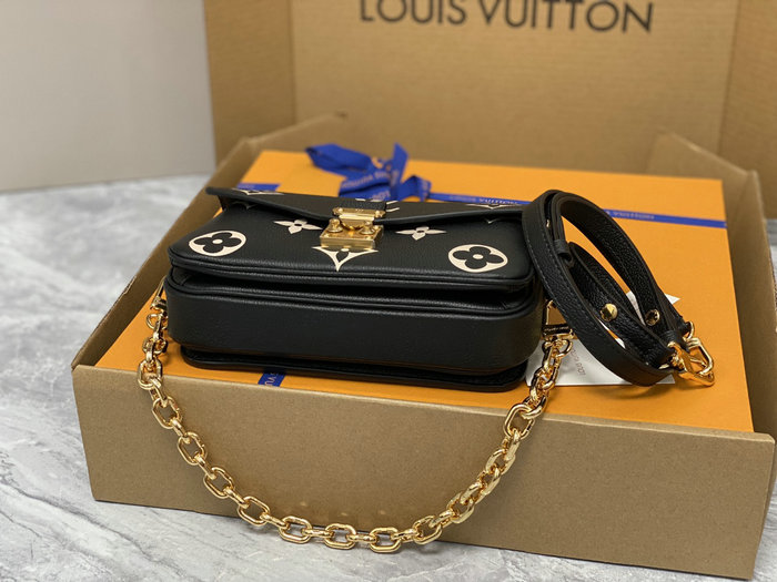 Louis Vuitton Pochette Metis East West Black M46596