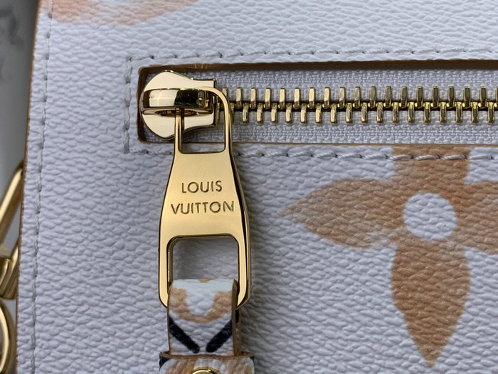 Louis Vuitton Pochette Metis MM Beige M23055