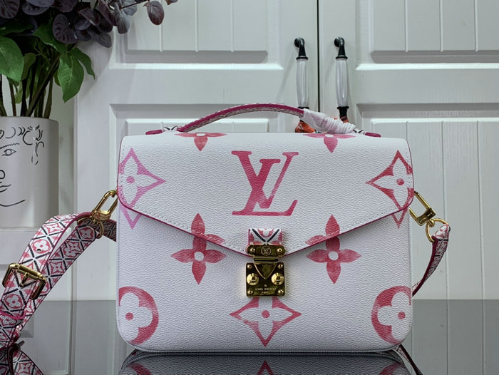 Louis Vuitton Pochette Metis MM Pink M23055