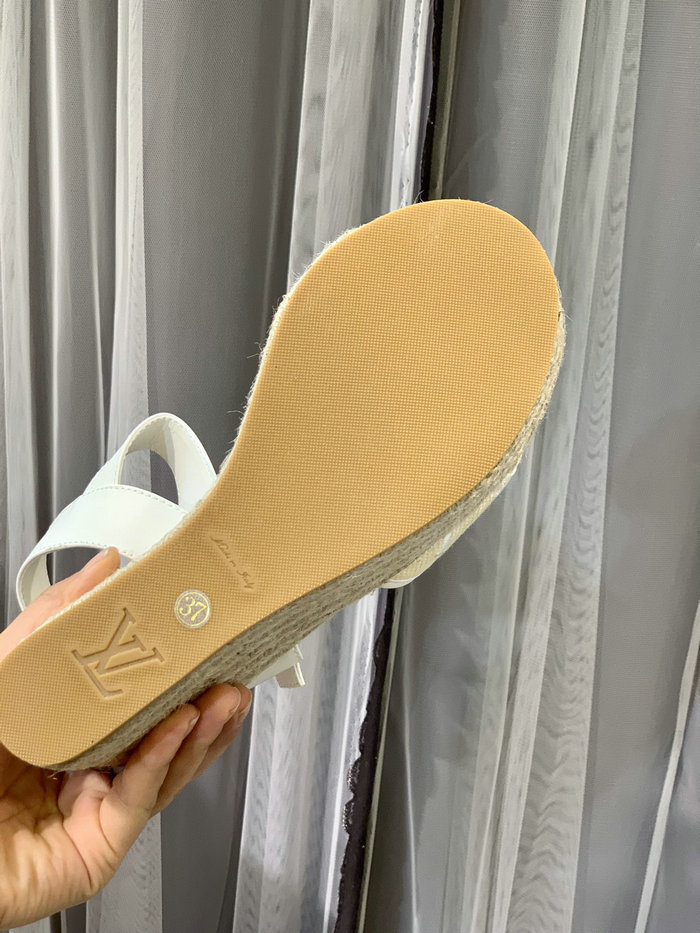 Louis Vuitton Slippers SNL063003