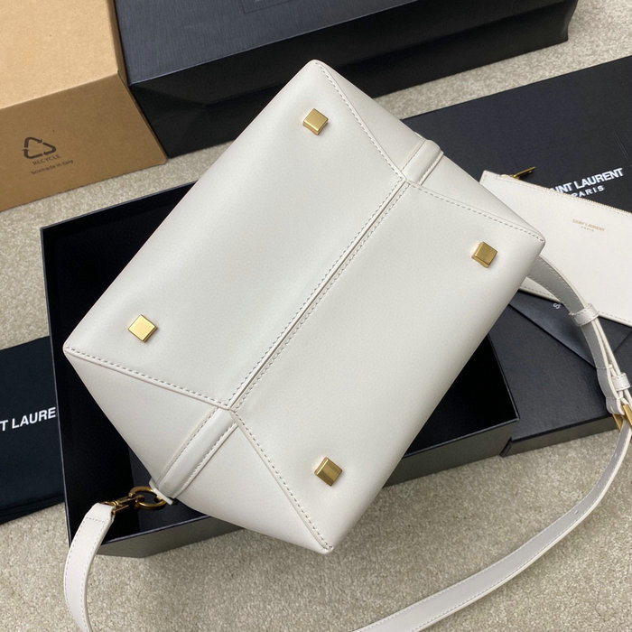 Saint Laurent Le 37 in Shiny Leather White 742828