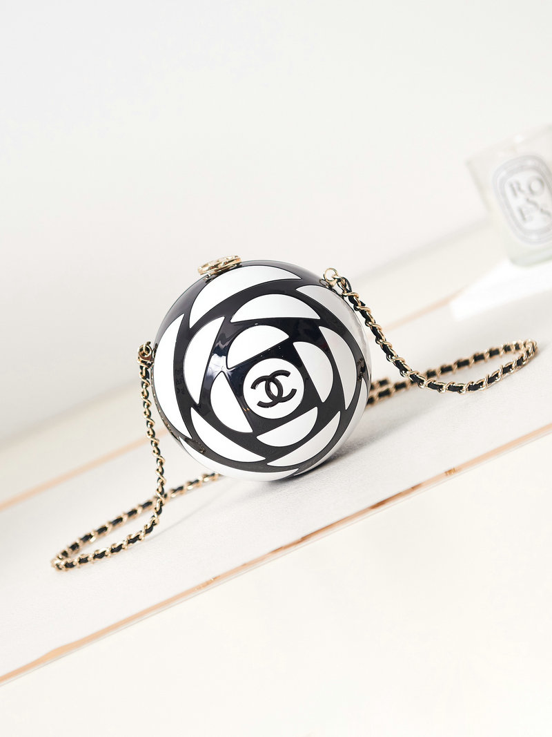Chanel Sphere Minaudiere AS3716