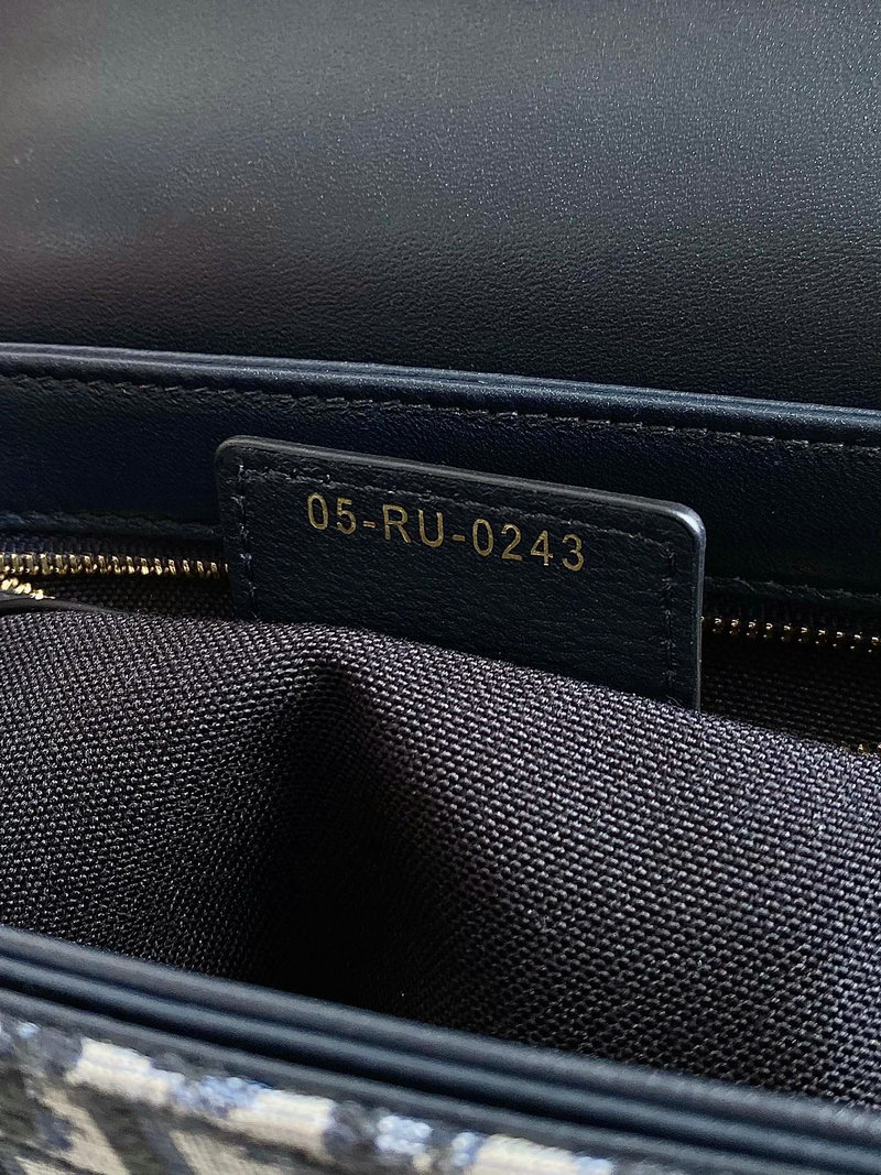 Dior CD Signature Bag with Strap D8151