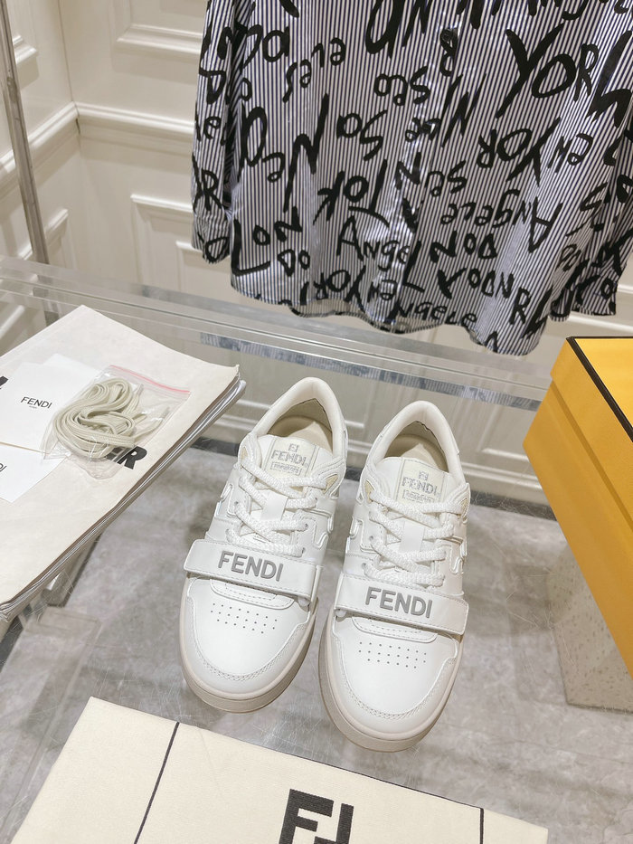 FENDI Sneakers SDF080601