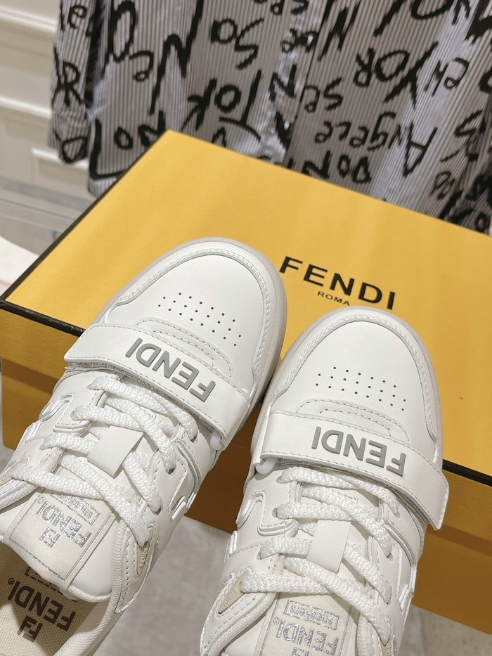 FENDI Sneakers SDF080601