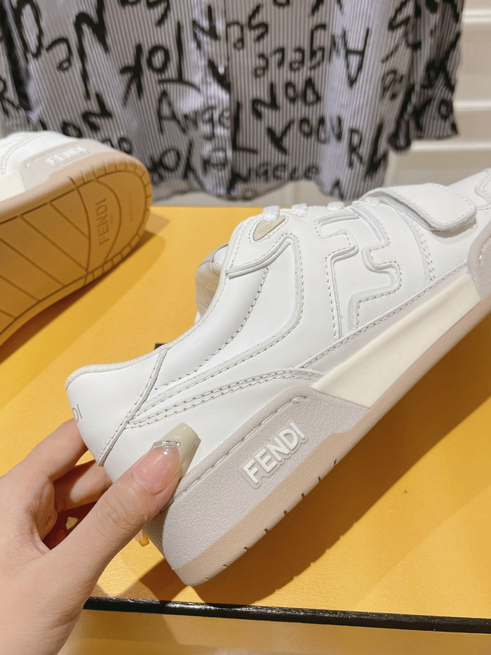 FENDI Sneakers SDF080601