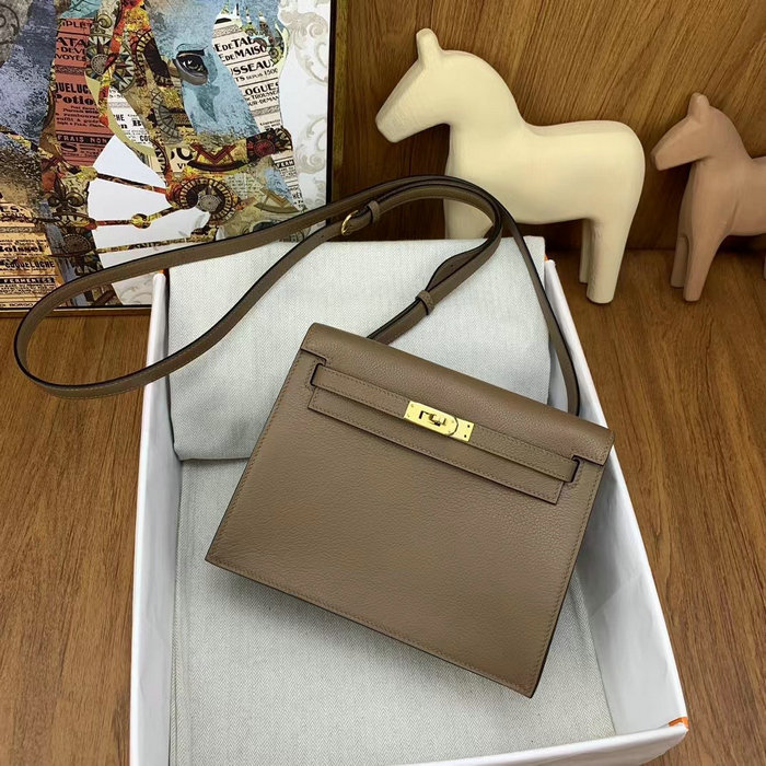 Hermes Kelly Danse 22 Bag Beige De Weimar HKD0805