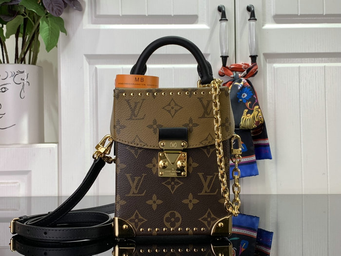 Louis Vuitton Camera Box M82465