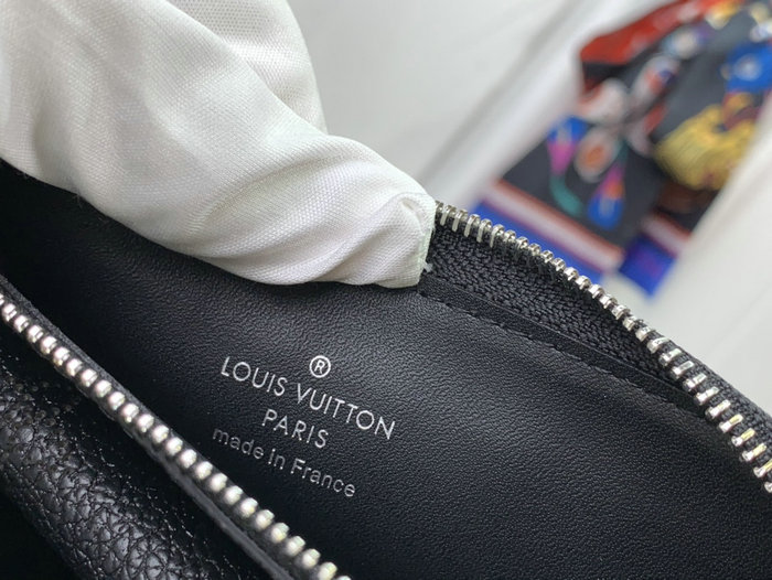 Louis Vuitton Card Holder Recto Verso Black M81287