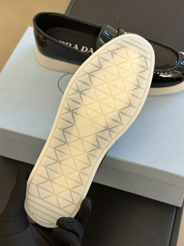 Prada Patent Loafers SNP080602