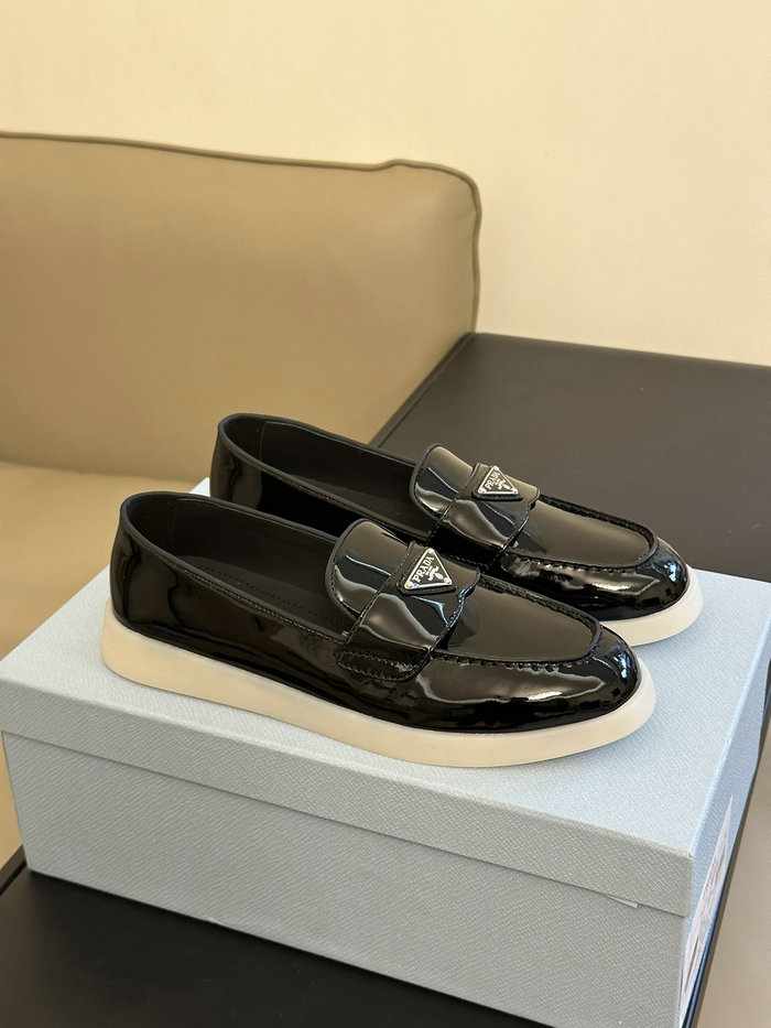 Prada Patent Loafers SNP080602