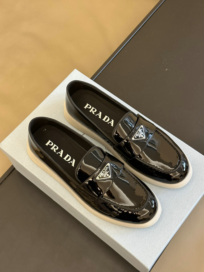 Prada Patent Loafers SNP080602