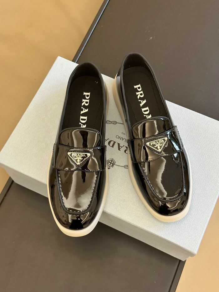 Prada Patent Loafers SNP080602