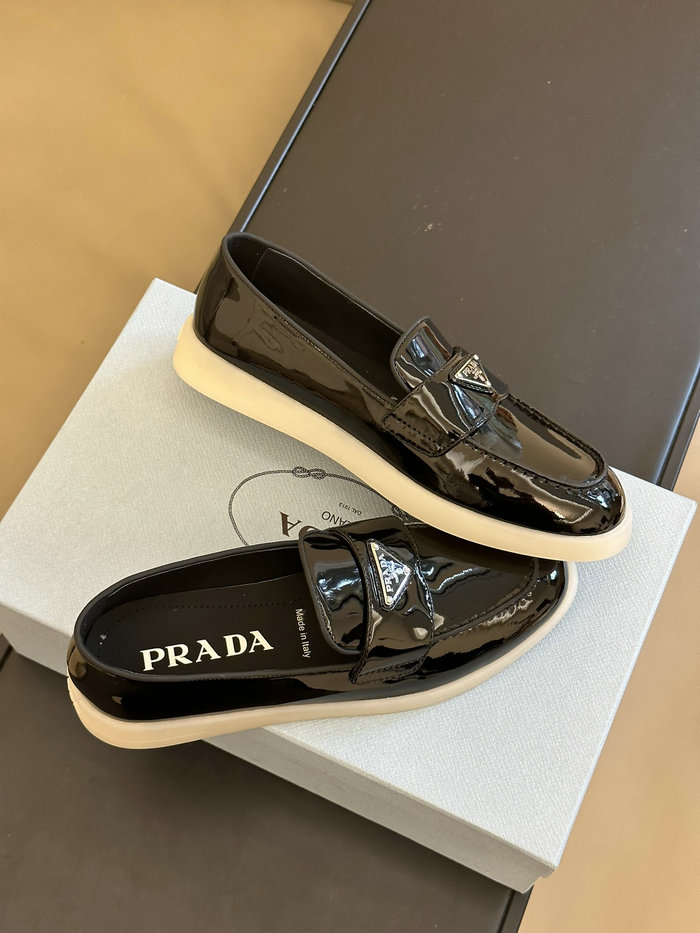 Prada Patent Loafers SNP080602