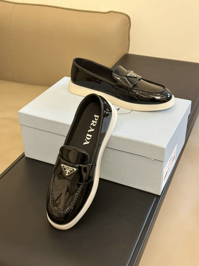 Prada Patent Loafers SNP080602