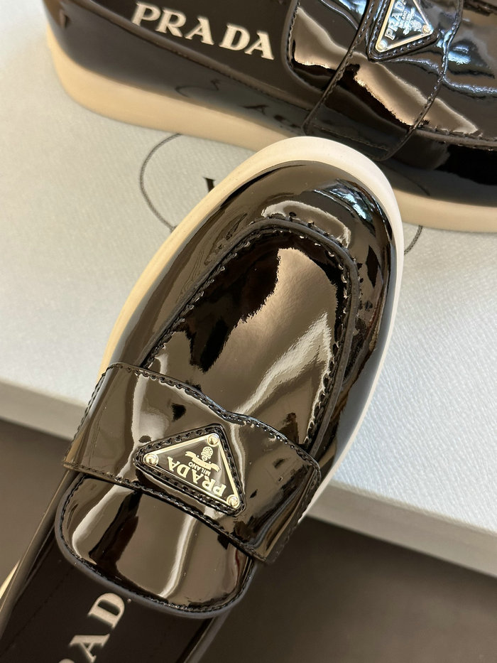 Prada Patent Loafers SNP080602