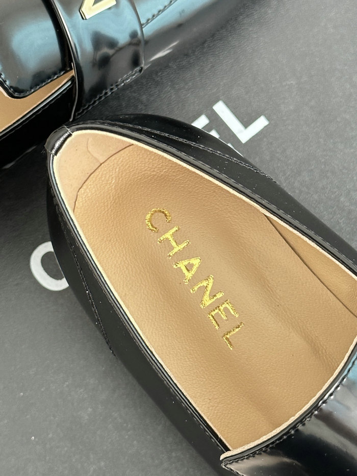 Chanel Leather Loafers SDC080908