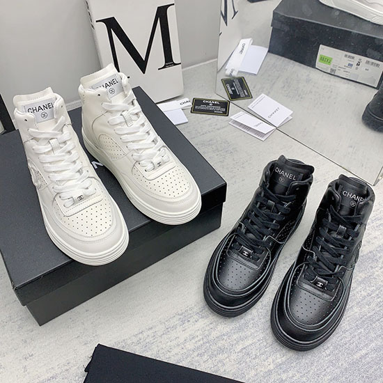 Chanel Leather Sneakers SDC080906