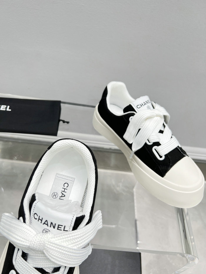 Chanel Sneakers SDC080920