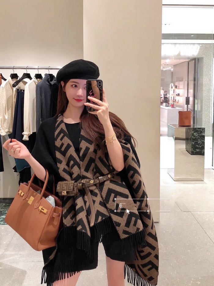 Fendi Poncho FS080801