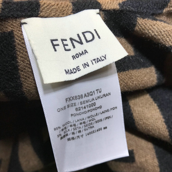 Fendi Poncho FS080802